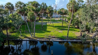 2631 N Dundee St, Tampa, FL 33629