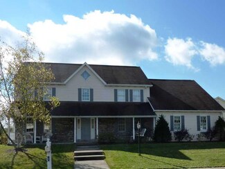 356 Birch St, Imperial, PA 15126