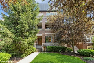 328 S Oak Park Ave Unit 1, Oak Park, IL 60302