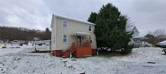 24 Upper Clinton St, Rossiter, PA 15772