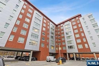 1475 Palisade Ave Unit 219, Teaneck, NJ 07666