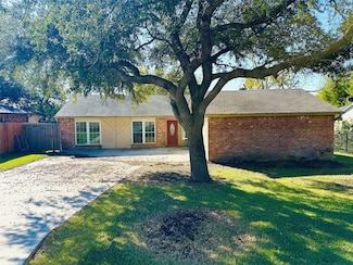 12791 Lake Conroe Hills Dr, Willis, TX 77318