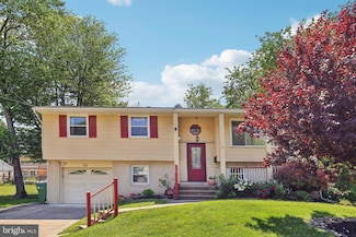 11 Knollwood Dr, Cherry Hill, NJ 08002