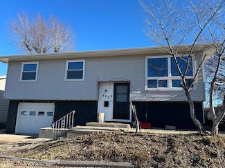923 S Lincoln Ave, Grand Island, NE 68801