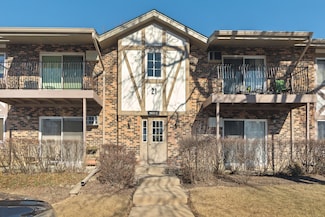 9S125 Lake Dr Unit 21-110, Willowbrook, IL 60527