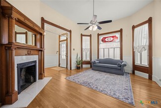 717 N 1st St, Temple, TX 76501