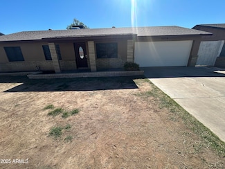 5419 W Mercer Ln, Glendale, AZ 85304