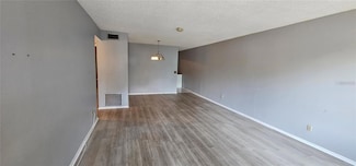 2400 Columbia Dr Unit 10, Clearwater, FL 33763
