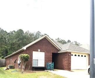 19 Turtle Dr, Elmore, AL 36025