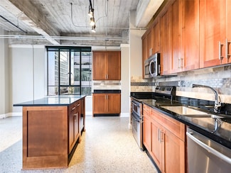 710 Colorado St Unit H-2, Austin, TX 78701