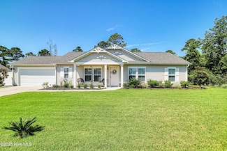 870 Pine Needles Rd, Boiling Spring Lakes, NC 28461