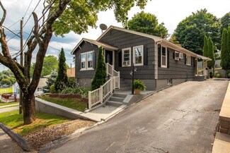 12 Spruce St, Lynn, MA 01905