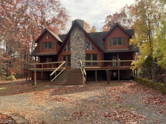 543 Oak Ridge Rd, Oak Ridge, NJ 07438