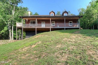 231 Kaitlin Rd, Hampton, TN 37658