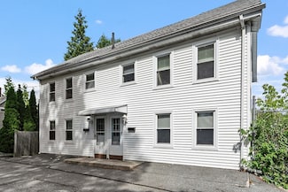 7-9 Oriental Ct, Stoneham, MA 02180