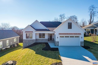 2524 Belvue Rd, Waynesboro, VA 22980