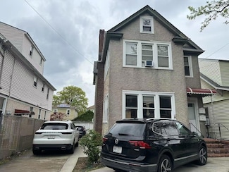 4320 161st St, Flushing, NY 11358