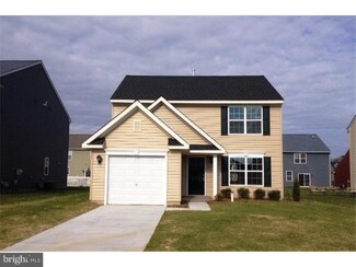 58 Blue Birch Dr, Wyoming, DE 19934