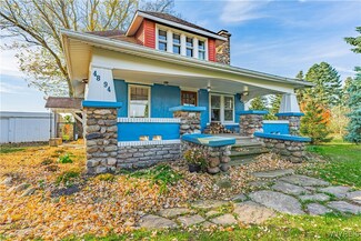 4894 Lower Mountain Rd, Lockport, NY 14094