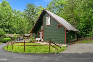 632 Morning Mist Way, Gatlinburg, TN 37738
