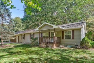 608 Kentucky Ave, South Haven, MI 49090