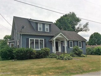 600 Avenue M, Matamoras, PA 18336
