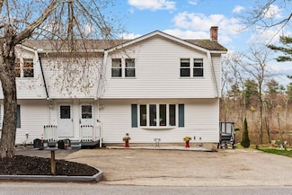 153 N Shore Rd, Derry, NH 03038