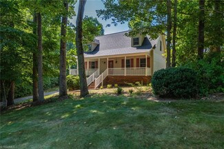 4012 Sundance Dr, Walnut Cove, NC 27052