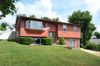 987 Glenhayes Dr, Crescent, PA 15046