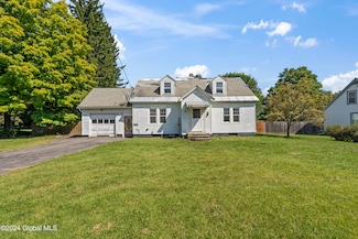 502 Swaggertown Rd, Schenectady, NY 12302
