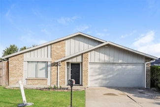2317 Benbrook Dr, Carrollton, TX 75007