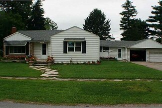 109 Stahl St, Bradner, OH 43406