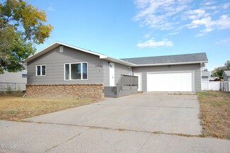 306 12th Ave SW, Sidney, MT 59270