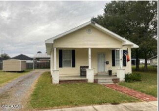 604 S Parkerson St, Rayne, LA 70578