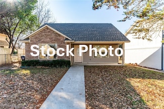 913 N 7th St, Fort Smith, AR 72901
