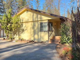 18048 Bonanza Dr, Lakehead, CA 96051