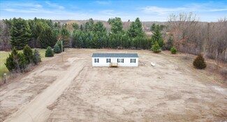 20389 Freedom Dr, Pierson, MI 49339