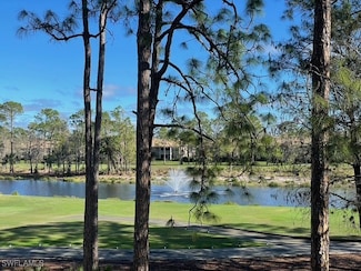 8231 Parkstone Place Unit 206, Naples, FL 34120