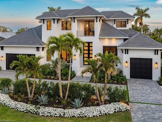 612 Binnacle Dr, Naples, FL 34103