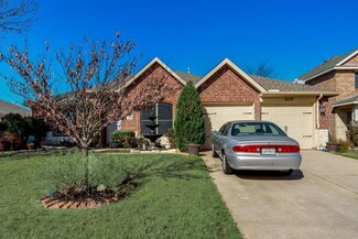 2832 Ector Dr, Grand Prairie, TX 75052
