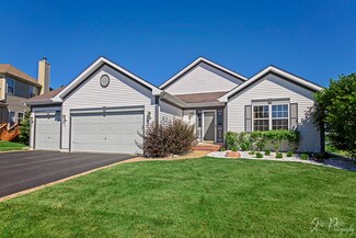 745 N Overlook Cir, Round Lake, IL 60073