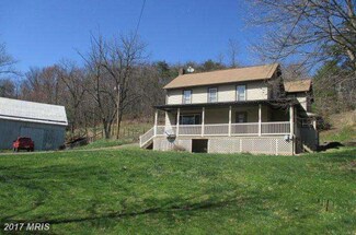 2829 New Grenada Hwy, Waterfall, PA 16689