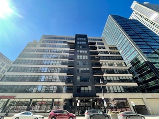 130 S Canal St Unit 611, Chicago, IL 60606