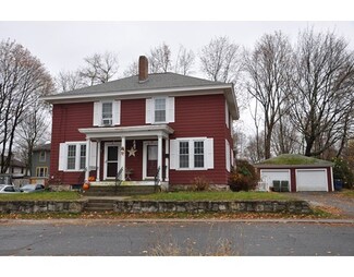 47 Wells St, Rochdale, MA 01542