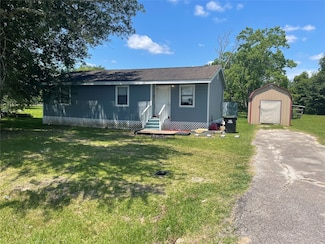 17996 Magnolia Dr, Beaumont, TX 77705