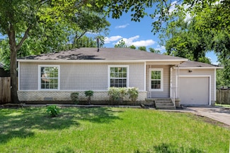 2224 Tisinger Ave, Dallas, TX 75228
