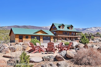 48677 Robbins Ln, Mesa, CO 81643