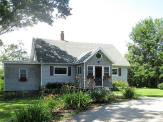 330 High Rd, Newbury, MA 01951