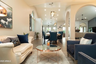 136 E Vera Ln, Tempe, AZ 85284