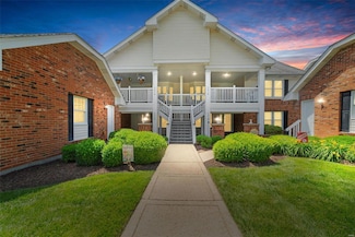 7314 Whitehall Colonial Ln, Saint Louis, MO 63119